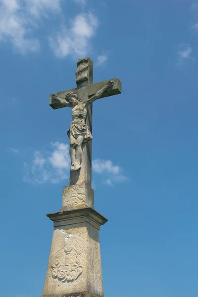 Estátua de Jesus Cristo em uma cruz — Fotografia de Stock