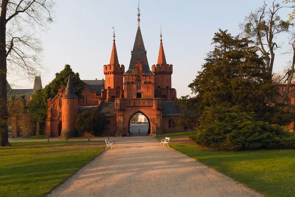 Castle Hradec nad Moravici i solnedgången (Tjeckien) — Stockfoto
