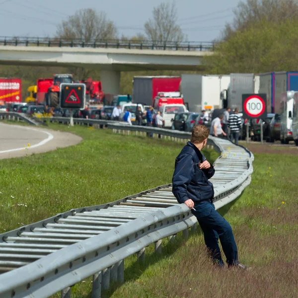 Trafikkork i Holland – stockfoto