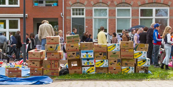 Mercado de pulgas típico holandés en el Día de la Reina — Foto de Stock
