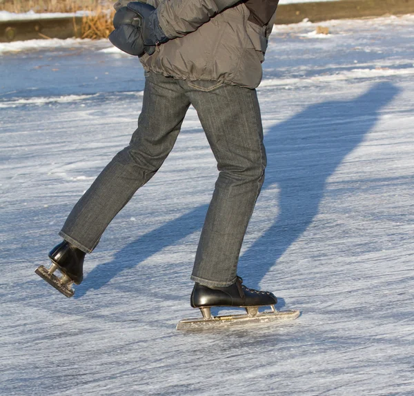 Ein Eisläufer — Stockfoto