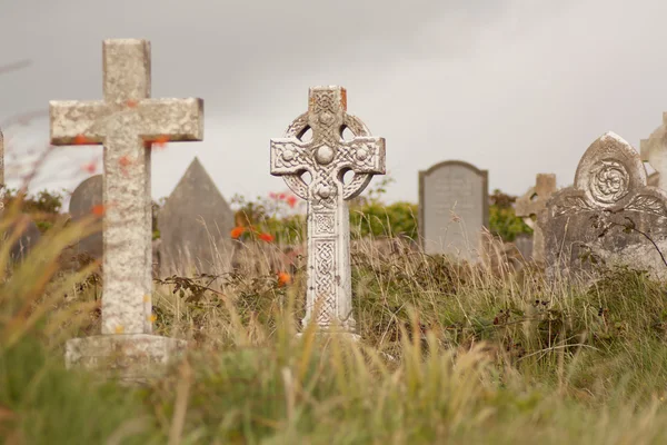墓碑在爱尔兰的墓地 — 图库照片