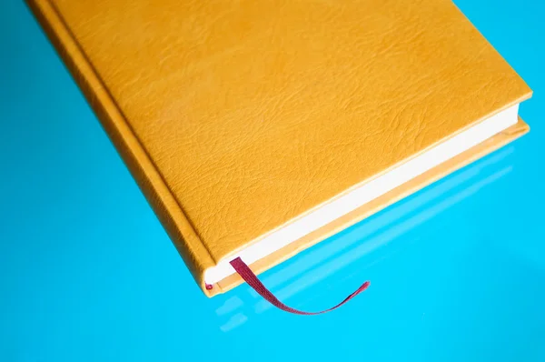 Caderno sobre a mesa — Fotografia de Stock