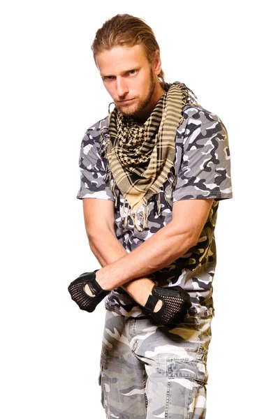 Soldater i kamouflage uniform — Stockfoto