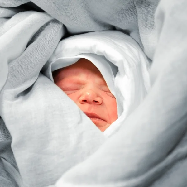 Foto de um bebê recém-nascido — Fotografia de Stock