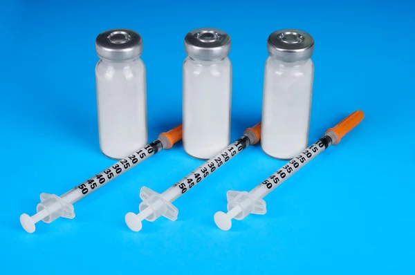 Syringes and vials for injection — Stock Photo, Image