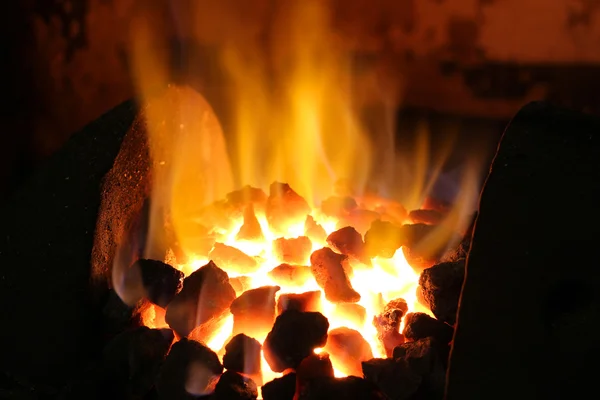 Ogień Koks jest gotowy do topienia żelaza — Zdjęcie stockowe