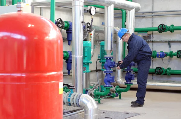 Industrial Worker in Power Plant — Stock Photo, Image