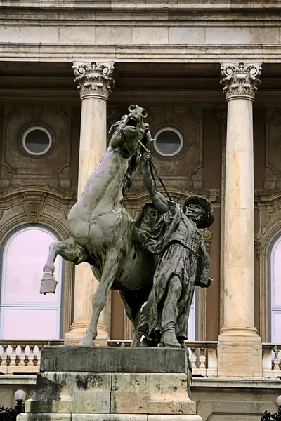Sculpture, situated near royal palace — Stock Photo, Image