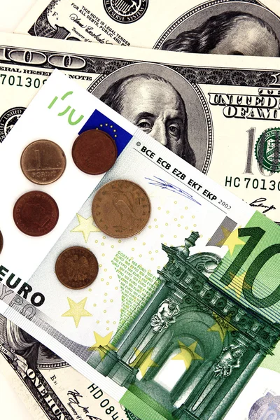 yüz dolar ve euro