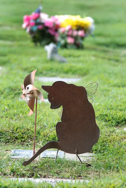 Pet Grave Marker — Stock Photo, Image