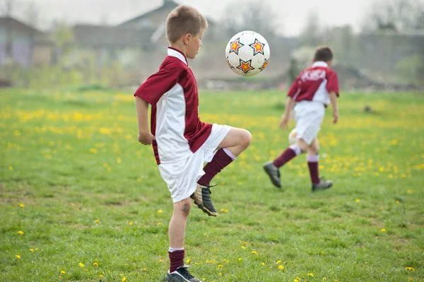 Soccer Juggling — Stock Photo, Image