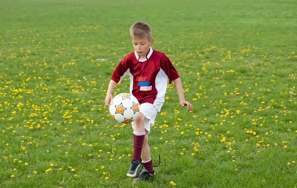 Soccer Juggling — Stock Photo, Image