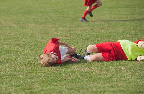 子供のサッカー ゲーム — ストック写真