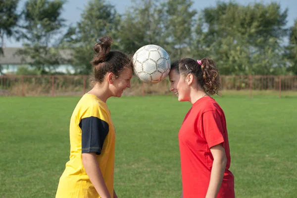 Chicas de fútbol — Foto de Stock