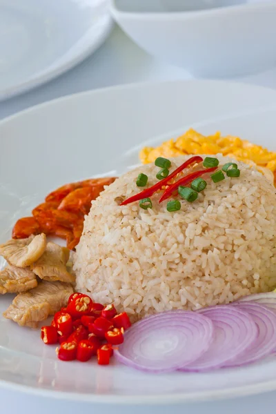 Рис из креветочной пасты — стоковое фото