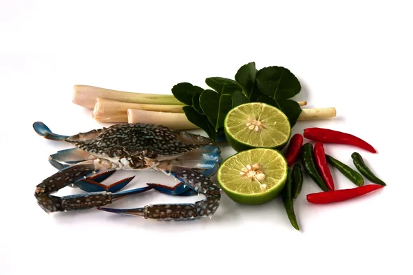Blå krabba och grönsaker — Stockfoto