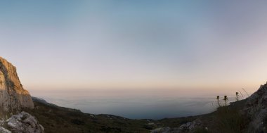 dağlarda yükseklikten manzara.