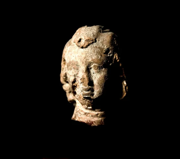 Статуя древней женщины — стоковое фото