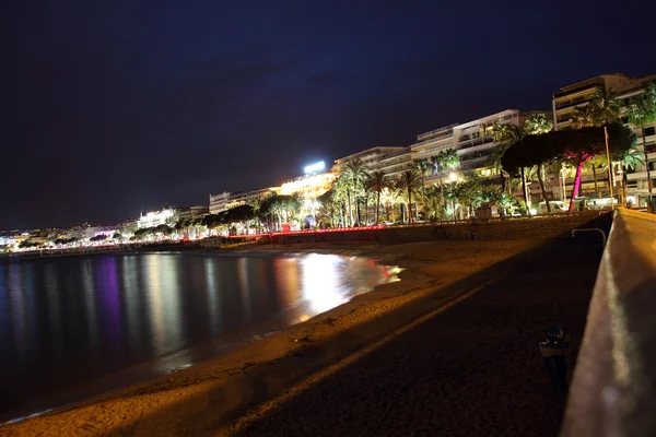 Cannes de noche . — Foto de Stock