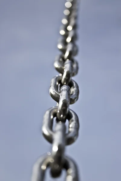 Chain against sky — Stock Photo, Image