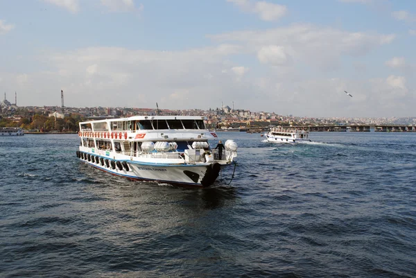 stock image Istanbul. Straits of the Golden Horn and the Galata Bridge.