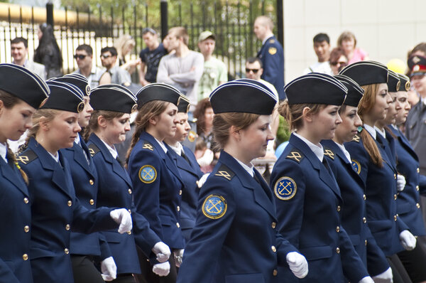 Кадеты Академии морской пехоты на параде 1 мая
