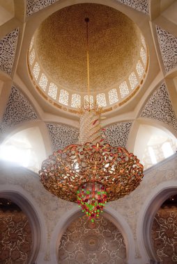 Chandelier inside Shiekh Zayed Mosque clipart