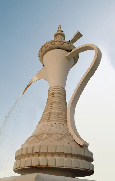 Ogromny arabski herbaciarnia garnka — Zdjęcie stockowe
