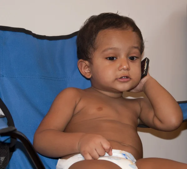 Bebek ile hareket eden telefon Telifsiz Stok Fotoğraflar