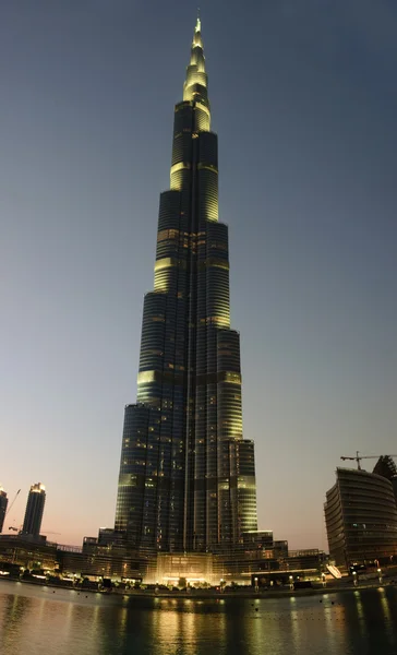 Burdž Dubaj, burj khalefa v noci — Stock fotografie