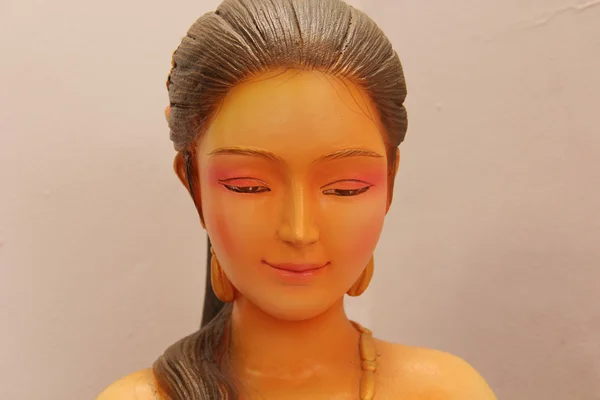 태국 여자 얼굴 동상 — 스톡 사진