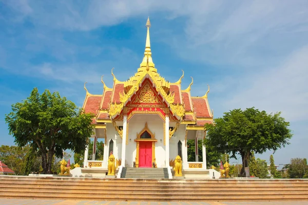 Thailändska templet arkitektur — Stockfoto