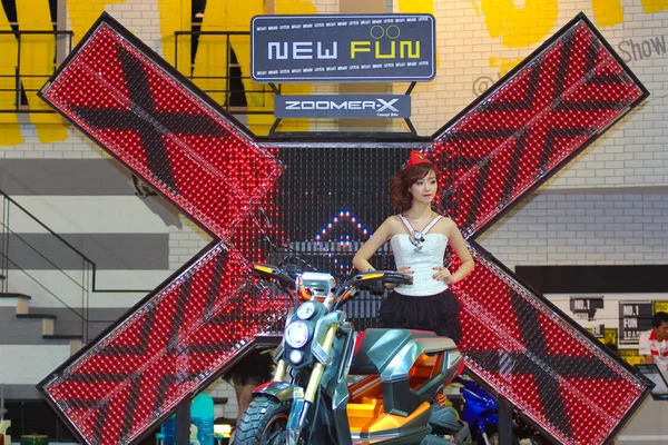Honda представляет мотоцикл 2012 — стоковое фото