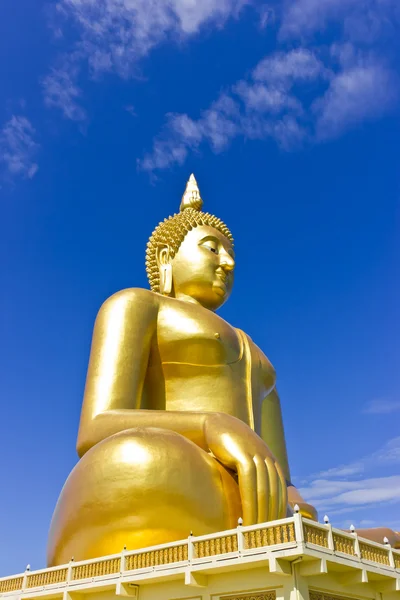 A grande estátua de buddha . — Fotografia de Stock