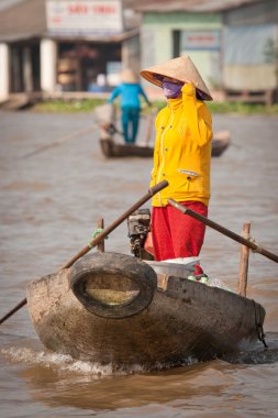 kadın geleneksel Vietnam tekne, mekong delta, vietnam