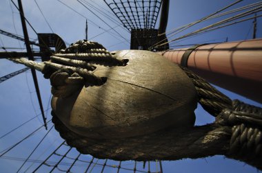 Pulley on tall ship clipart