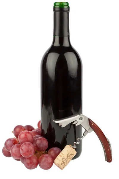 Fles wijn met kurkentrekker en druiven op een witte achtergrond — Stockfoto