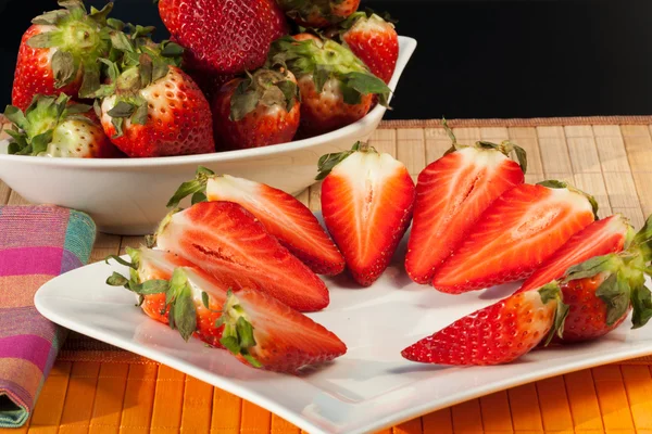 Strawberries on a plate — Stock Photo, Image
