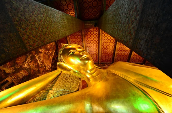 La imagen más grande de Buda —  Fotos de Stock