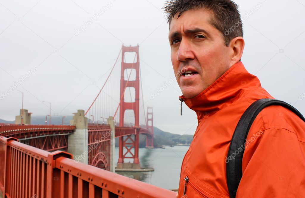 Walking at the Golden Gate Bridge