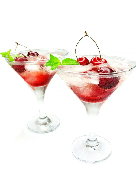 Alcohol likeur cocktail met cherry — Stockfoto