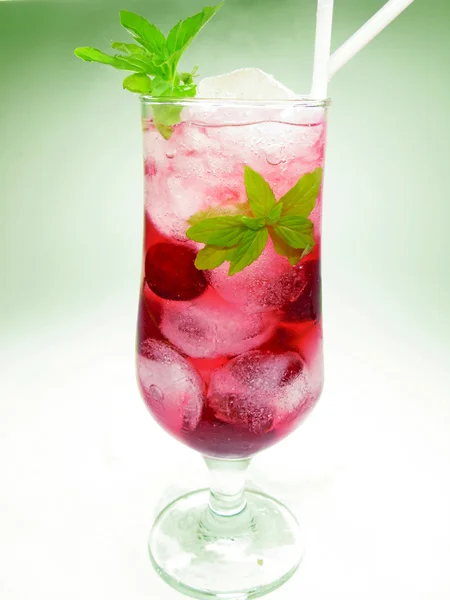 Cherry kall lemonad — Stockfoto