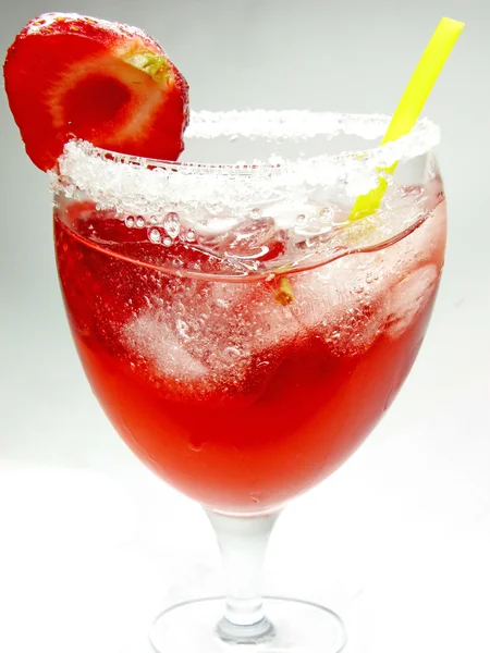 Alcohol liqueur punch cocktail with strawberry — Stock Photo, Image
