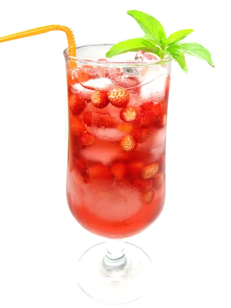 Red fruit juice with wild strawberry — Stock Photo, Image