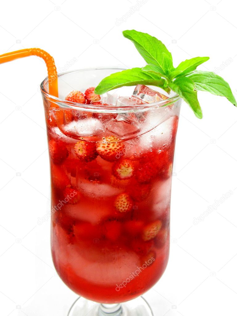 Red juice lemonade with wild strawberry