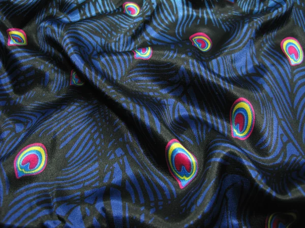 Тёмные атласные абстрактные перья павлина — стоковое фото