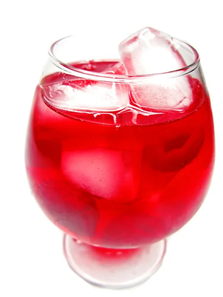 빨간색 과일 펀치 칵테일 음료 딸기와 함께 — 스톡 사진