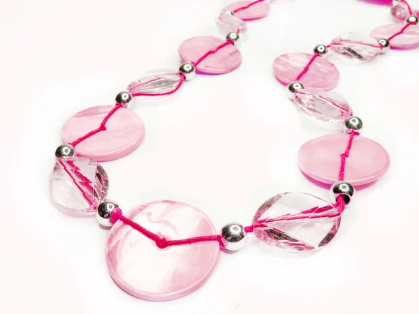 Růžový šperky korálky — Stock fotografie