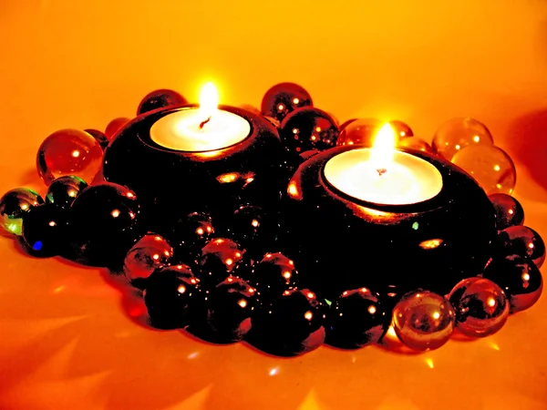 Spa velas perfumadas na escuridão — Fotografia de Stock